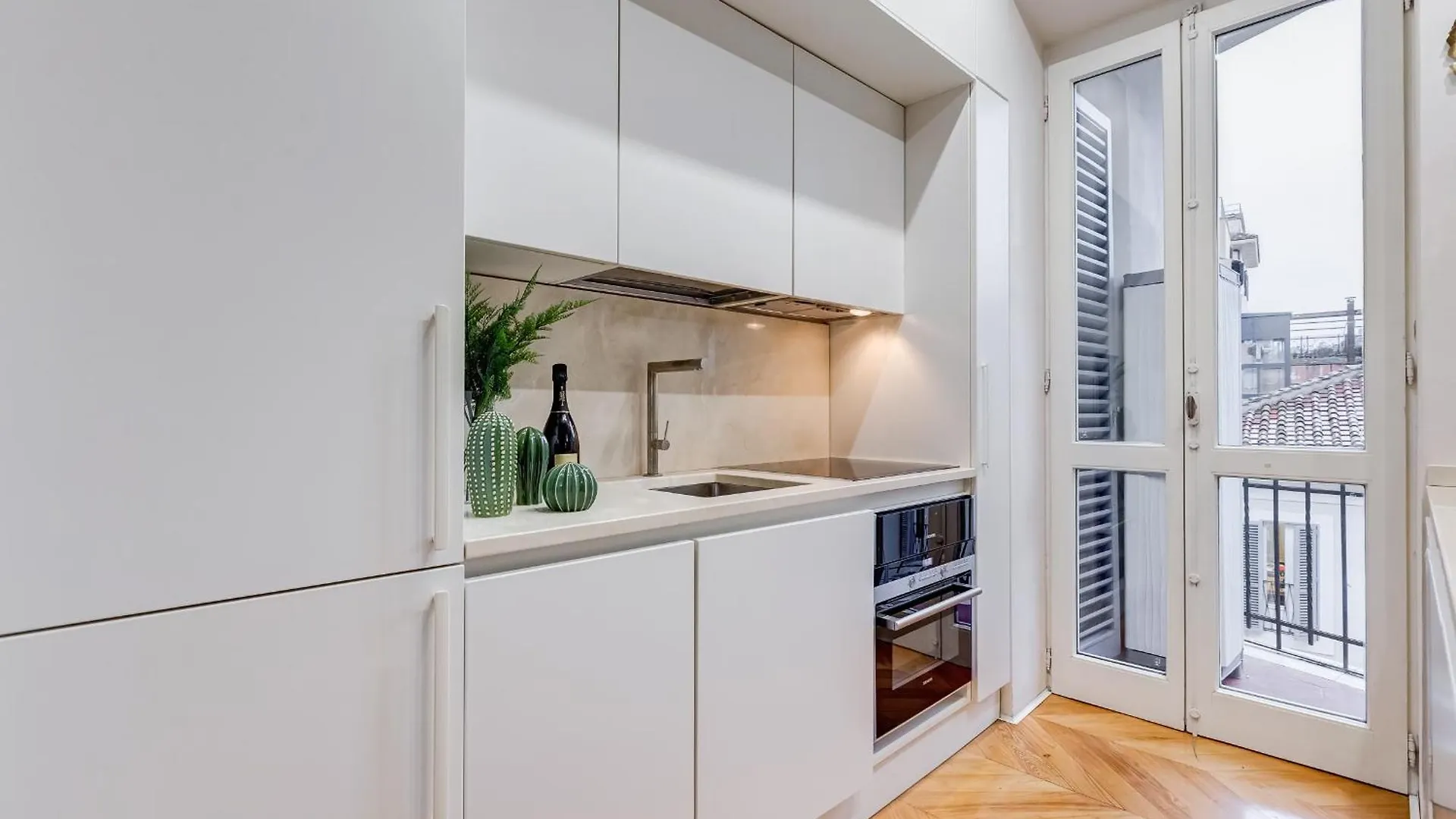 Apartment Bdc - The Platinum 2-Bdr Apt @Spanish Steps Rome