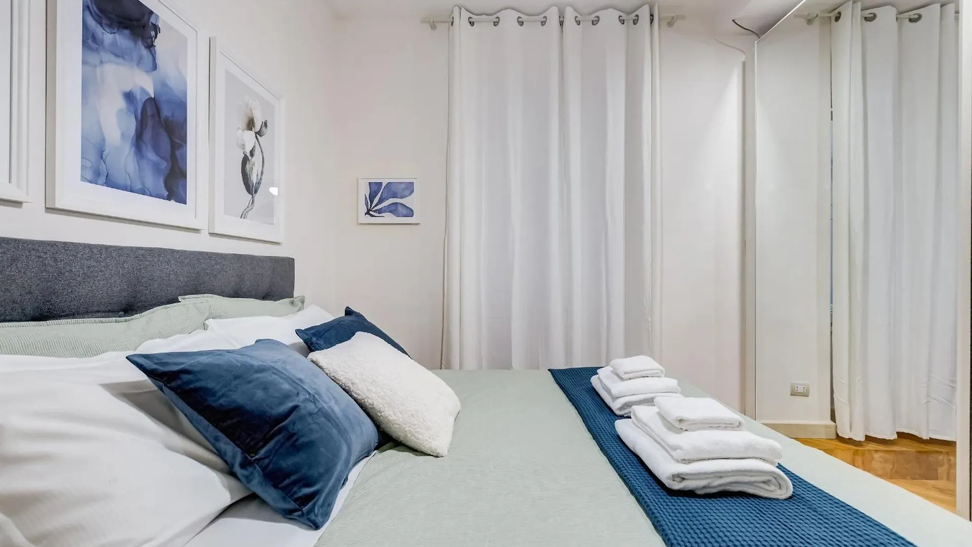 Bdc - The Platinum 2-Bdr Apt @Spanish Steps Rome Apartment
