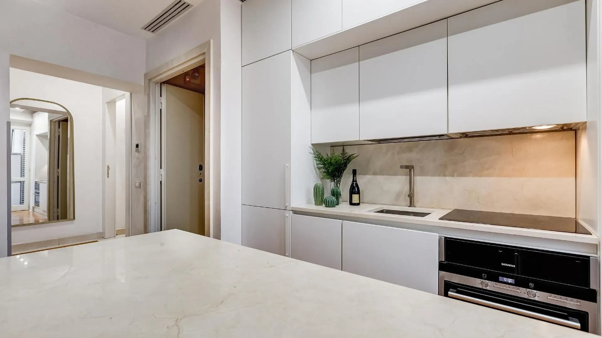 Bdc - The Platinum 2-Bdr Apt @Spanish Steps Rome