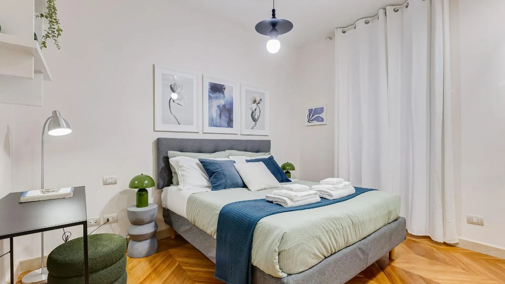 Bdc - The Platinum 2-Bdr Apt @Spanish Steps Rome 0*,  Italy